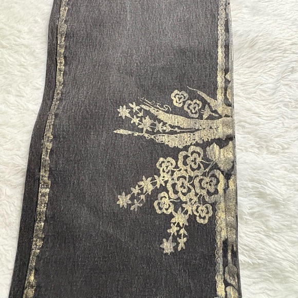 DG2 Diane Gilman Black Wash Gold Embellished High Rise Straight Leg
Jeans 14 - Picture 2 of 12